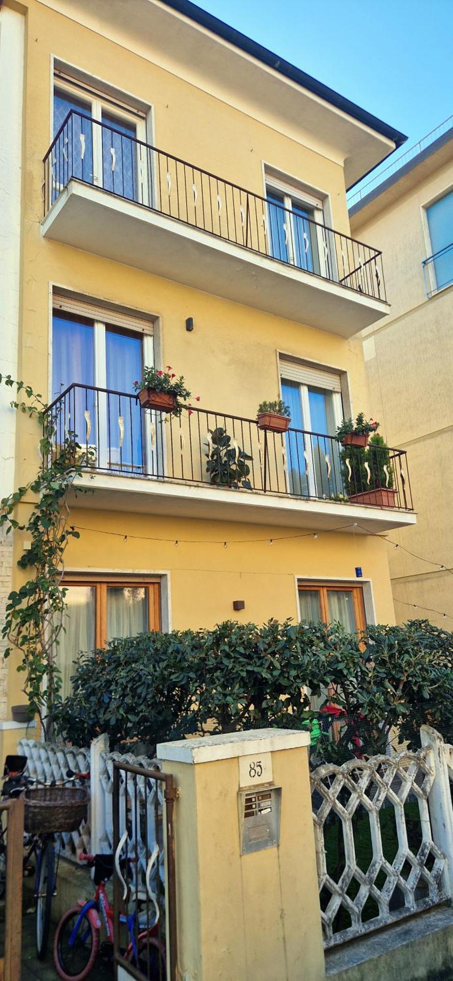 Summer Apartment Виареджо Екстериор снимка